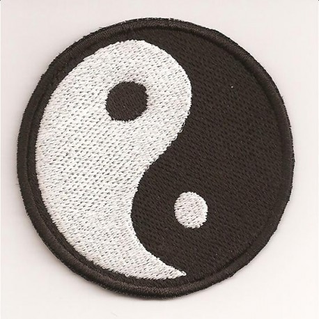 embroidery patch YING YANG 6,2cm x 6,2cm