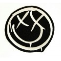 Embroidered patch BLINK -182 5,5cm